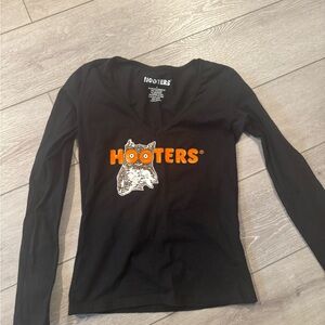 Hooters Black V-Neck Long Sleeve Top